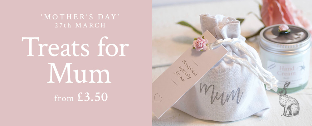 Treats for Mum Mother's Day Gifts Pretty LIttle treats no button